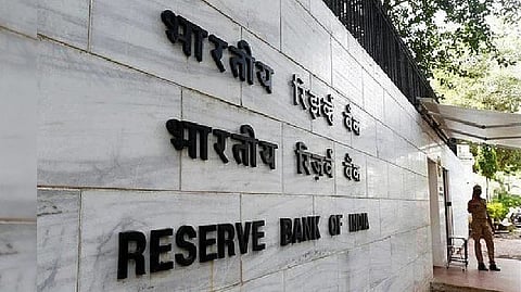 RBI orders M&M Financial to stop loan recovery via third party