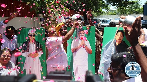 EPS faction celebrate HC's verdict on Wednesday