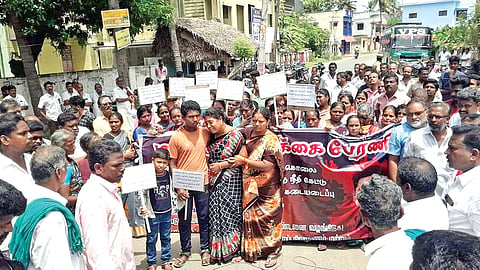 Family members and Koradacherry residents taking out a rally seeking justice for Muthukumar?s death in Tiruvarur on Tuesday.
