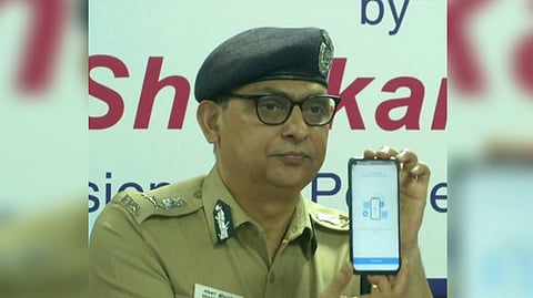 Chennai commissioner Shankar Jiwal inaugurated Road Ease app
