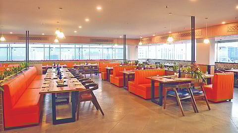 Some of the live counters are- South Indian tiffin, Delhi chat, pasta, pizza, Mongolian grill, cold stone ice cream, jalebi and rabdi among others.