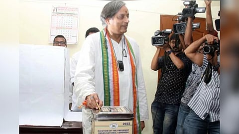 Shashi Tharoor casts his vote in Kerala