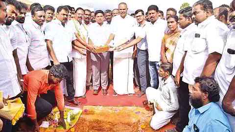 Speaker M Appavu laying foundation stone for the Banana auction cum value addition centre at Kalakad in Tirunelveli district on Wednesday
