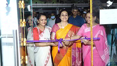 An exhibition on eco-friendly practices, alternatives to single-use plastics & achievements of Railways in Go Green mission was inaugurated by Smt Renuka G Mallya, President, SRWWO