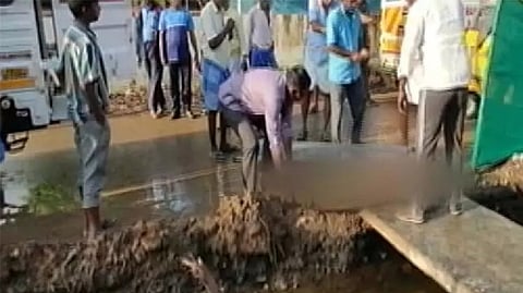 The deceased was identified as Lakshmipathi.