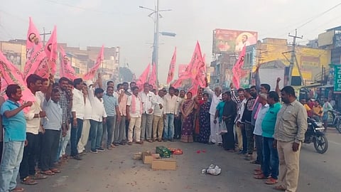 TRS leaders and cadres celebrated the party's victory in Munugode
