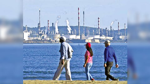 United we fall: Global aid not needed to fight climate change