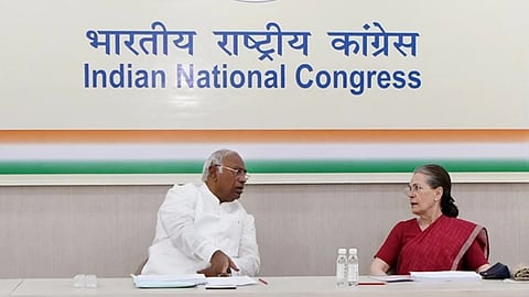 Mallikarjun Kharge and Sonia Gandhi