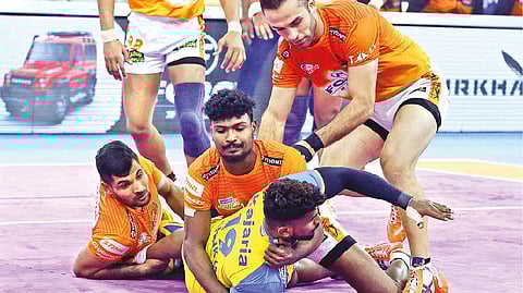 Puneri Paltan inflicted the all important 'All Out' in the 39th minute.