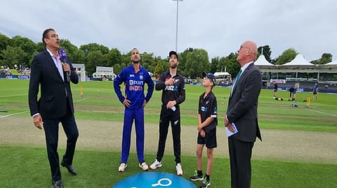 IND vs NZ:  Kane Williamson wins toss, opts to bowl  in 3rd ODI