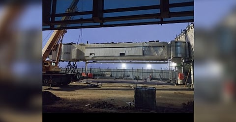 Passenger Boarding Bridge