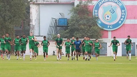 ISL: Hyderabad FC go toe-to-toe with Jamshedpur FC