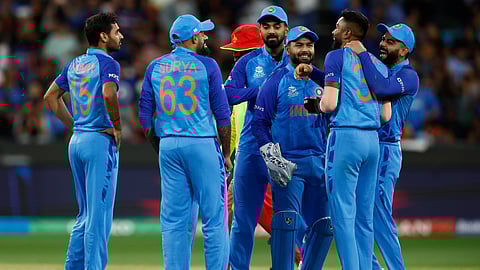 India beat Zimbabwe by 71 runs, to face England in semi-finals