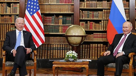 (L-R) US president Joe Biden, Russian president Vladimir Putin