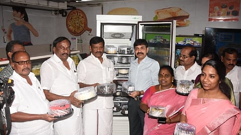 Minister Nasar and others display new variety of cakes introduced in Aavin