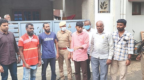 NIA takes 5 car blast suspects to their houses in Coimbatore