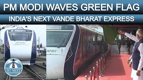 PM Modi flags off the Vande Bharat Express train