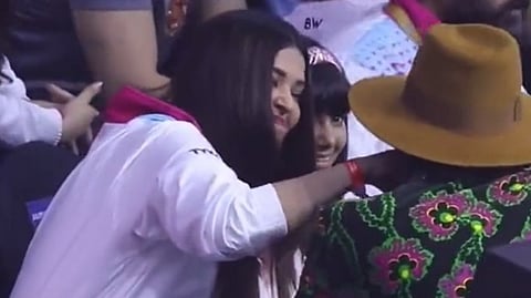 Aishwarya pinches Ranveer Singh's nose