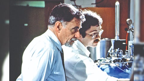 K Alex M?ller, a Swiss physicist