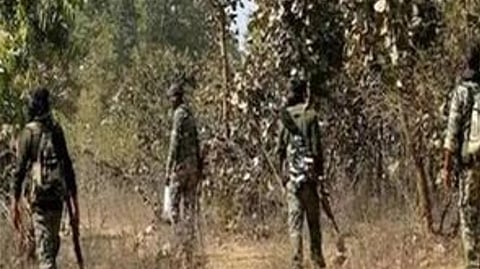 Three soliders die slipping into deep gorge