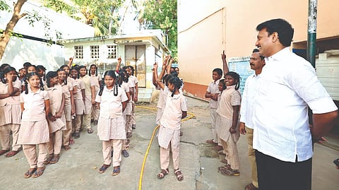 Minister makes surprise visit to school in Tiruvaiyaru