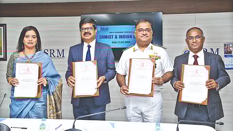 Dignitaries with the signed MoU at SRMIST