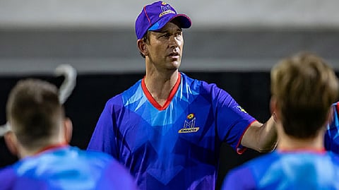 Shane Bond with MI Emirates players