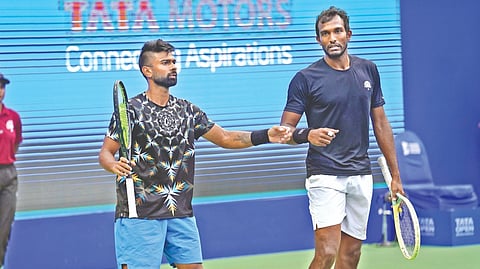 Jeevan Nedunchezhiyan and N Sriram Balaji in quarter-final action