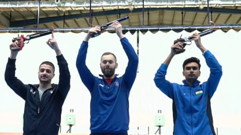 Varun Tomar with other winners