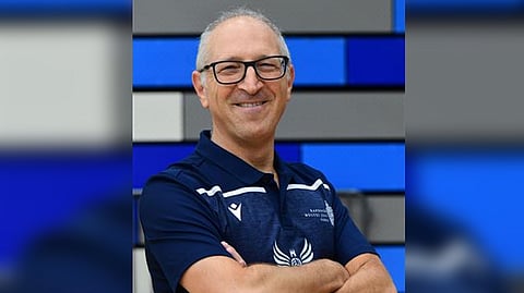 Argentine head coach Ruben Wolochin