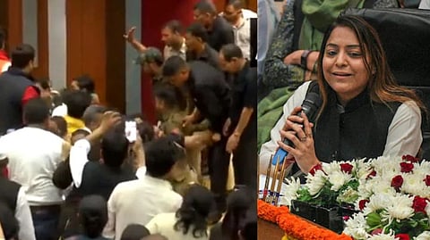 Visual from the clashes between the councillors of the BJP & AAP; Shelly Oberoi