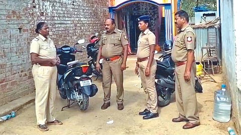 Police deployed in front of accused Shankar?s house.