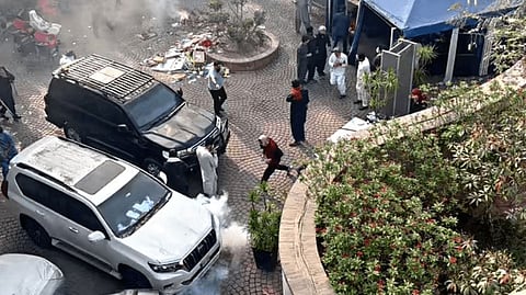 Police make fresh attempt to arrest Imran Khan