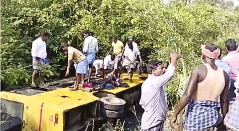 Locals involved in rescue operation at the site of accident