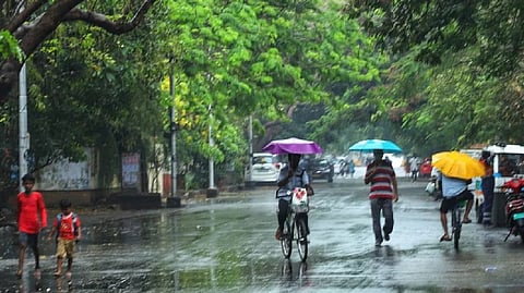 The minimum temperature at a few places may be 3 to 4 degrees Celsius below normal