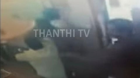 Screengrab from the CCTV footage of KN Nehru & Tiruchy Siva's supporters clash