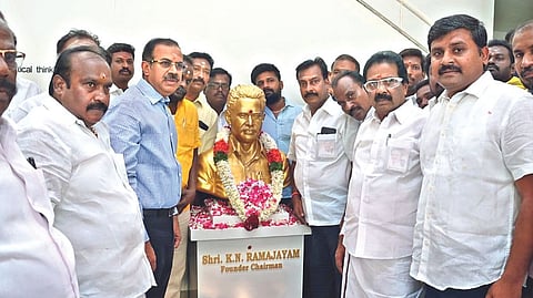 DMK functionaries garlanding statue of KN Ramajayam 
in Tiruchy on Wednesday
