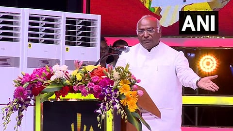 Mallikarjuna Kharge delivering the speech