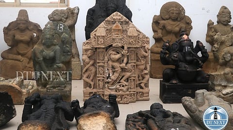 The recovered idols
