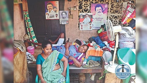 Dingy space in which each family lives at the housing block in Kannappar Thidal.