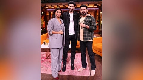Mrunal Thakur with Aditya Roy Kapur and Kapil Sharma