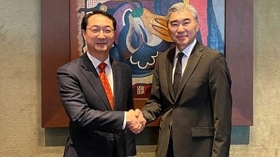 Sung Kim with Kim Gunn