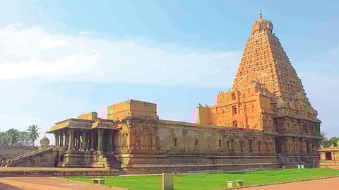 Pilgrimage tours bring  huge economic gains