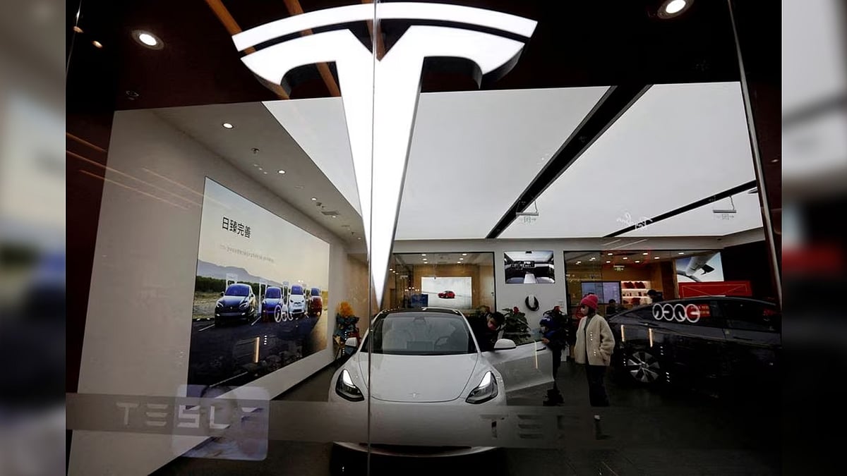 Tesla misses first-quarter delivery estimates