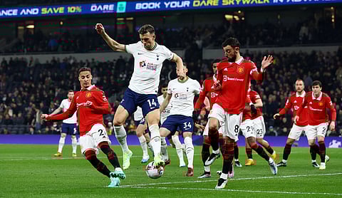 Spurs comes back to draw with United