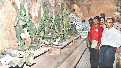 Mayiladuthurai Collector AP Mahabharathi inspecting the idols at Sri Sattanatha Swamy temple, Sirkazhi on Friday