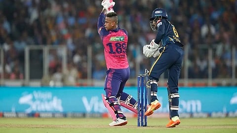 Shimron Hetymer in action