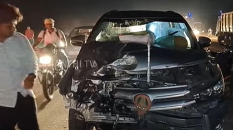 The damaged car of Siva V Meyyanathan