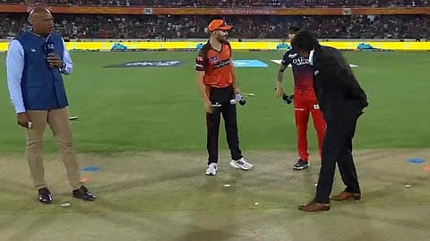 RCB won the toss and chose to bowl against SRH