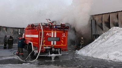 Drone attack causes fire at Russian oil refinery